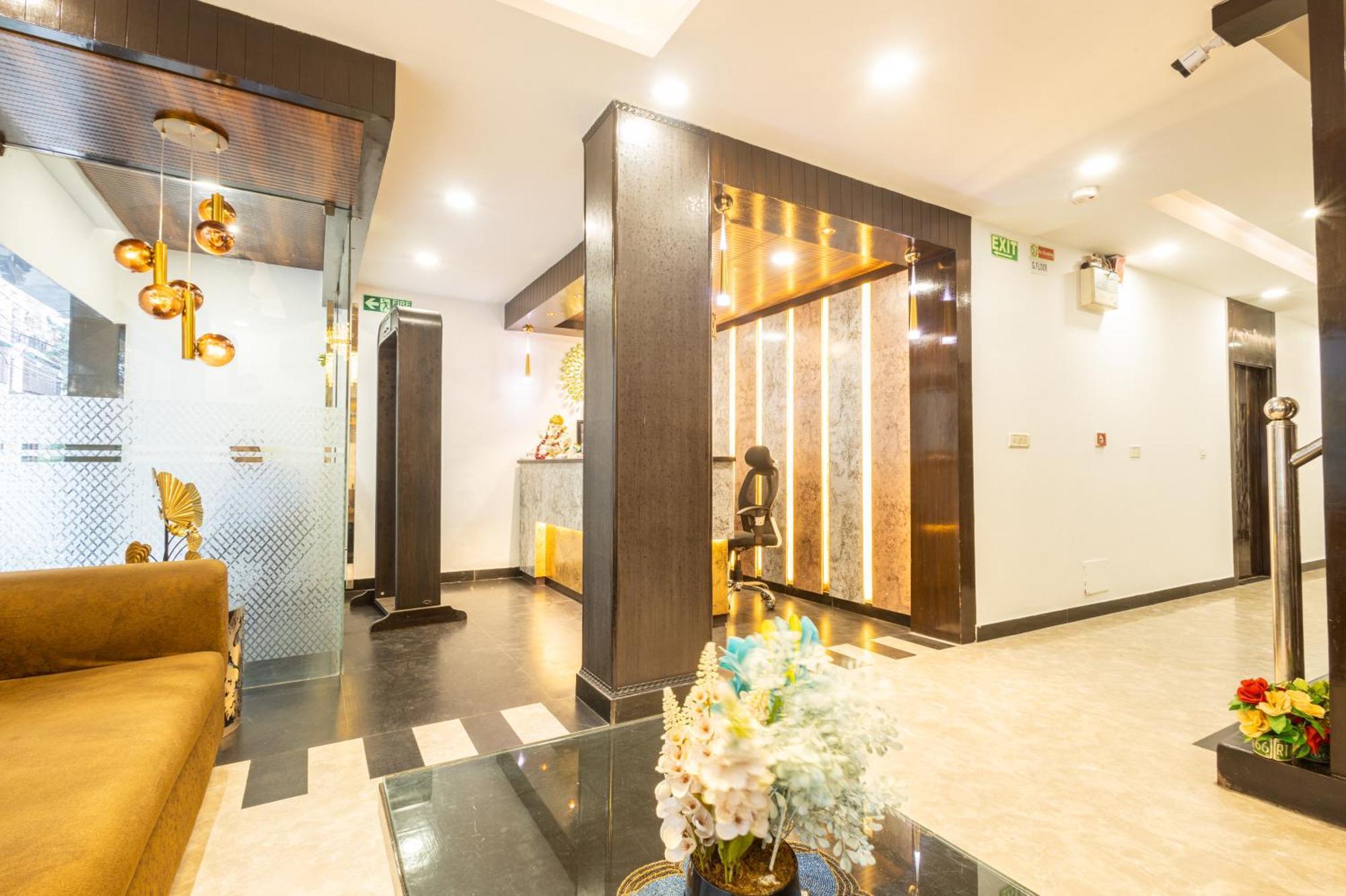 דלהי Hotel Cosmo Near Blk Hospital Karol Bagh מראה חיצוני תמונה