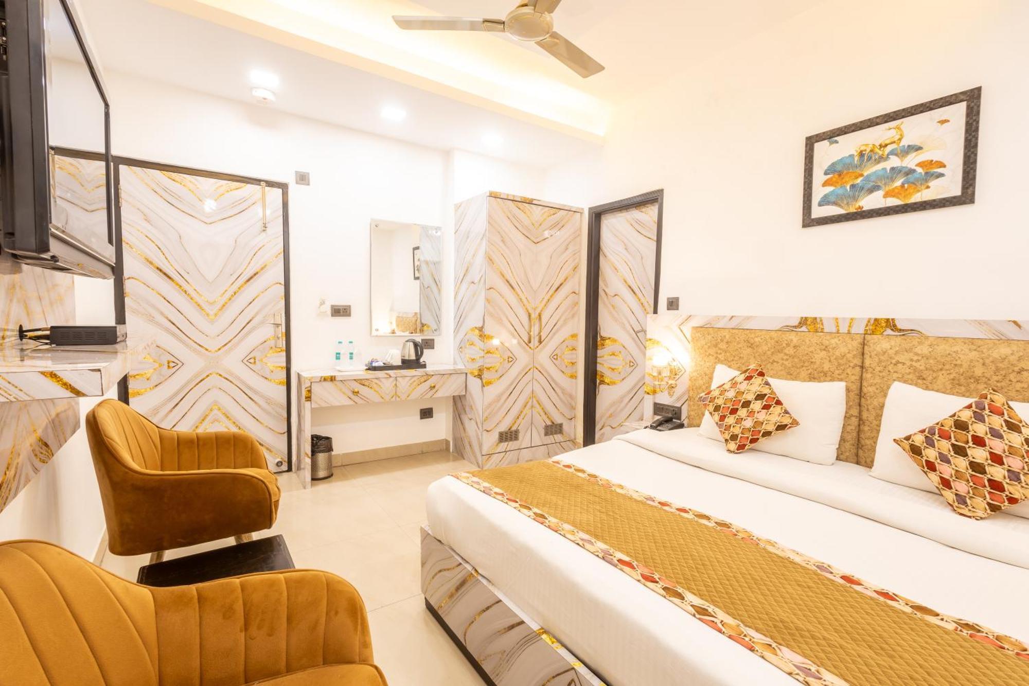 דלהי Hotel Cosmo Near Blk Hospital Karol Bagh מראה חיצוני תמונה